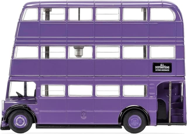 Thumbnail 4 de Corgi CC99726 Triple Decker Knight Bus model