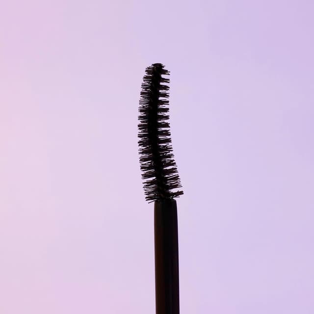 Detalle 2 de GOOVI Me & My Lashes Mascara (schwarz, 12 ml) – für natürlich verlängerte Wimpern im Push-up-Look