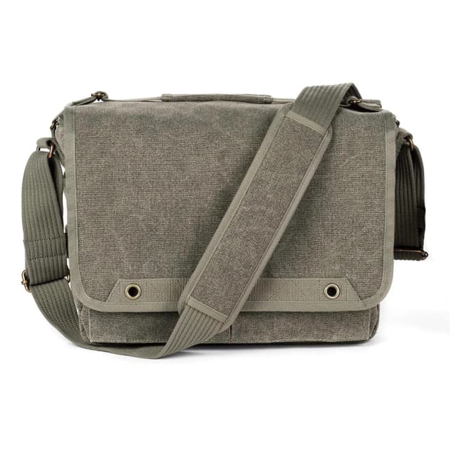 Detalle de ThinkTank Retrospective 30 V2.0: bolso de hombro para portátil de 15" y equipo fotográfico