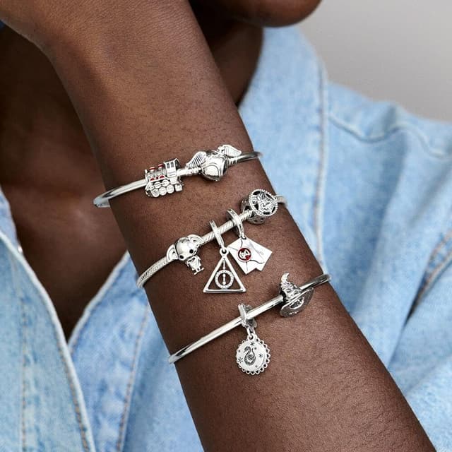 Detalle de HAEPIAR 925er Sterling-Silber Charm „Außerirdischer Hund“ mit Zirkonia für Armbänder