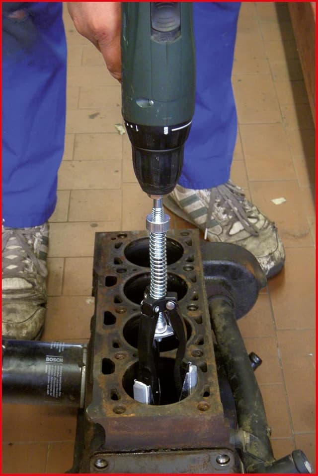 Thumbnail 5 de KS Tools 150.1195 levigatrice cilindri Ø51-177