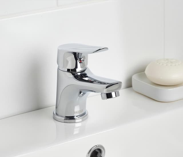 Detalle 2 de Bristan Essentials Aster Bathroom Taps Basin Mixer