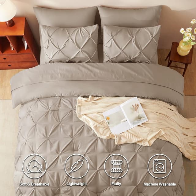 Detalle 2 de CozyLux 7-piece Queen bedding set