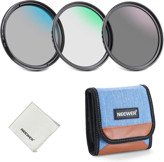 Detalle de NEEWER 67mm UV/CPL/ND Lens Filter Kit (UV + Circular Polariser + ND8) with slim frame and foldable storage case