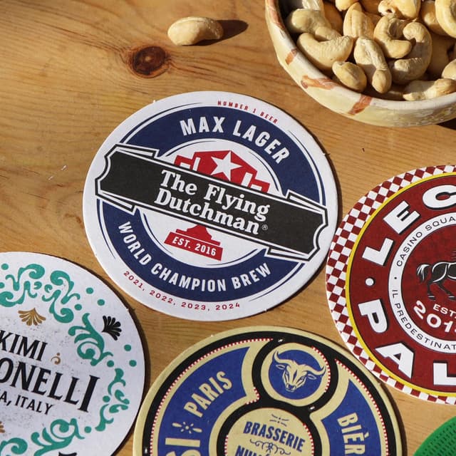 Thumbnail 4 de Formula 1 Beer Mats x10