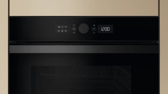 Detalle de Bauknecht BBI4S8HM1SK Einbaubackofen mit Gentle Steam