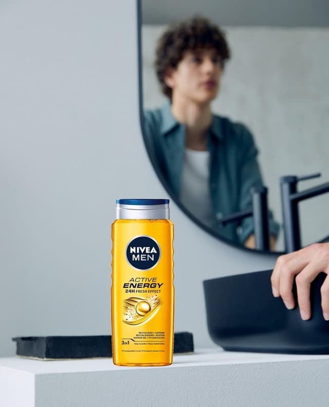 Detalle de NIVEA MEN Active Energy 3in1 Energetisierendes Duschgel mit Koffein (500 ml)