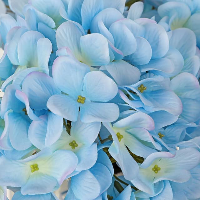 Detalle 2 de Oairse set of 4 artificial hydrangea flower heads (19cm) with stems for DIY bouquets and wedding displays