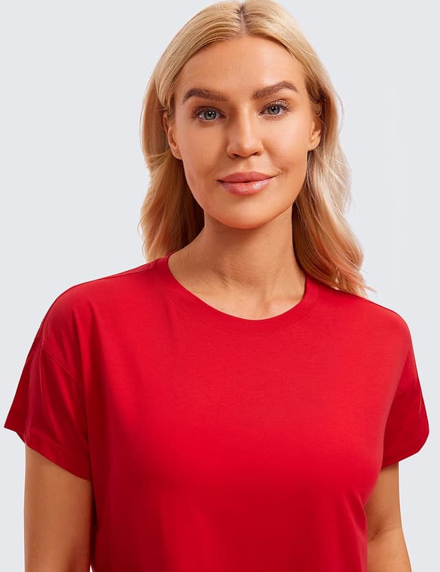 Detalle de CRZ YOGA crop top en coton Pima, coupe ample et courte pour yoga et gym