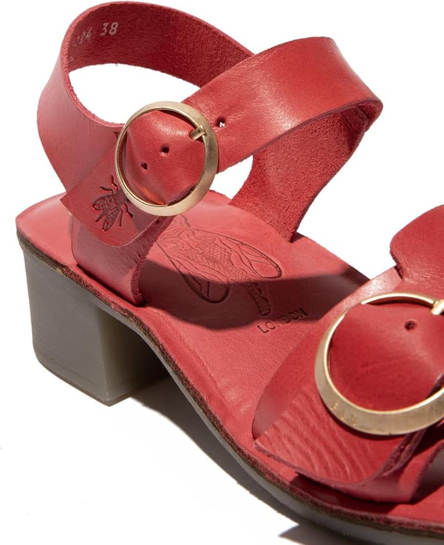 Detalle de Fly London Women’s Ebli238fly Sandal for a casual everyday look