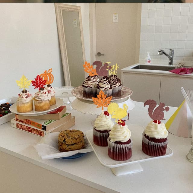 Thumbnail 4 de Glitter cupcake toppers 24 pack