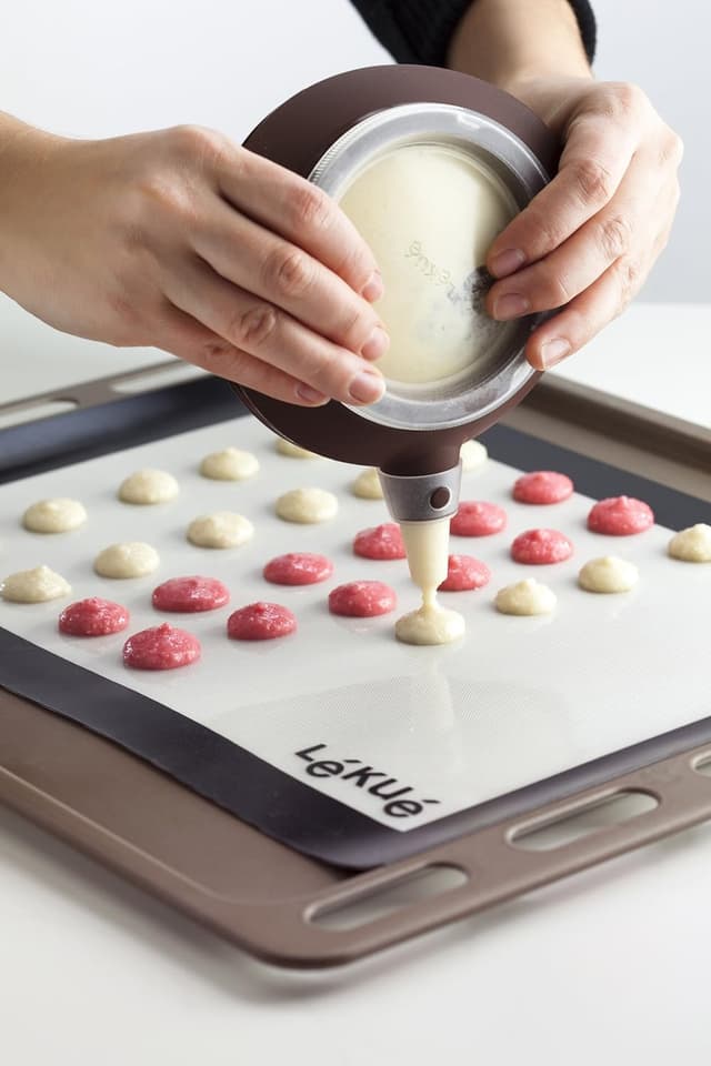 Detalle de Lékué Decomax Manga Pastelera de Silicona con 6 Boquillas 🧁