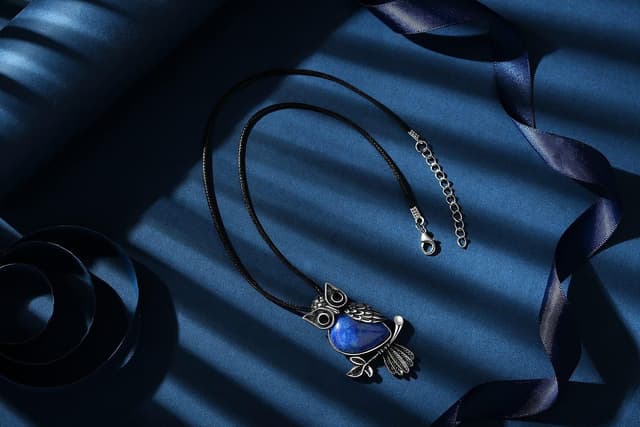 Thumbnail 2 de XIANNVXI Crystal Necklace 45×25 mm