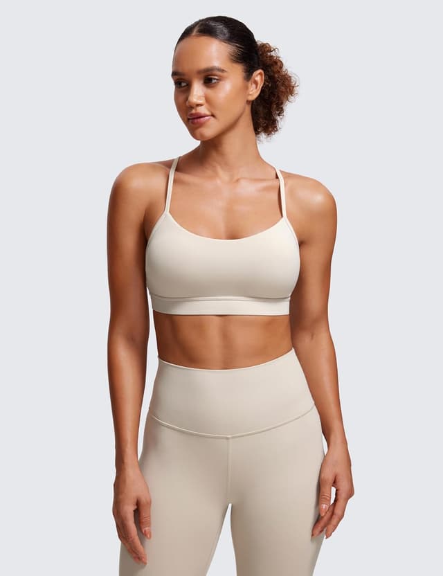 Detalle 2 de CRZ YOGA Butterluxe reggiseno sportivo da yoga imbottito a basso impatto con schiena racer back