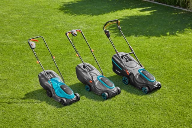 Detalle de GARDENA PowerMax 37/36V P4A Set – Akku-Rasenmäher für bis zu 350 m²