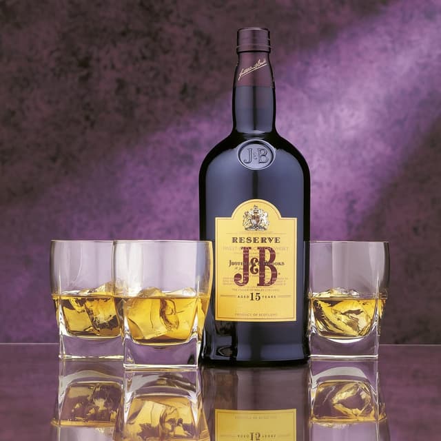 Thumbnail 4 de J&B Reserve 15 Años 🥃 Whisky Escocés Blended 700 ml
