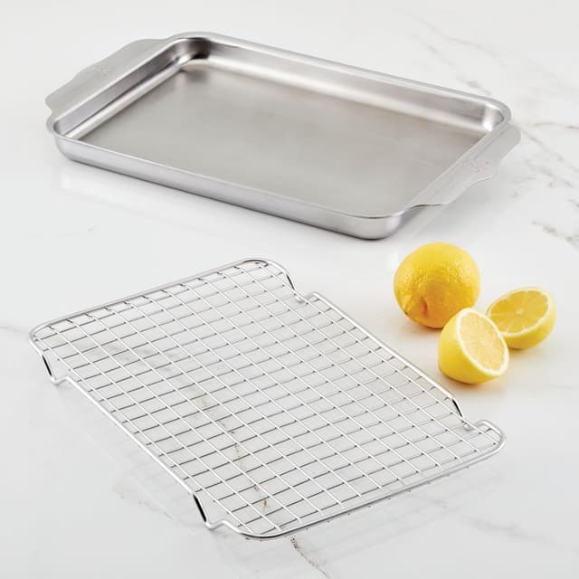 Detalle de Hestan Provisions OvenBond 9" x 12.5" Tri-ply Clad Stainless Steel Quarter Sheet Pan with Rack