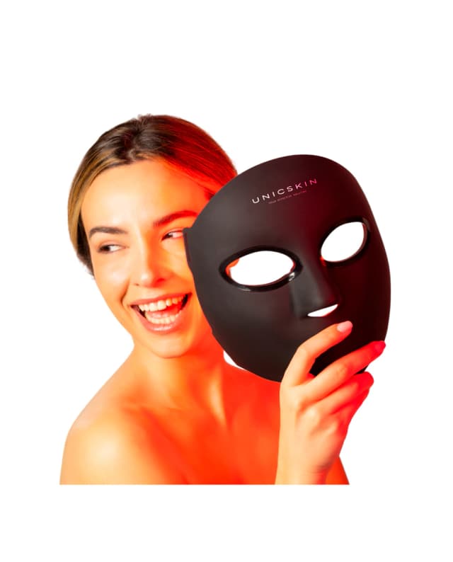 Detalle de Unicskin Máscara Facial Avanzada Unicled 5.0 Centurion Korean