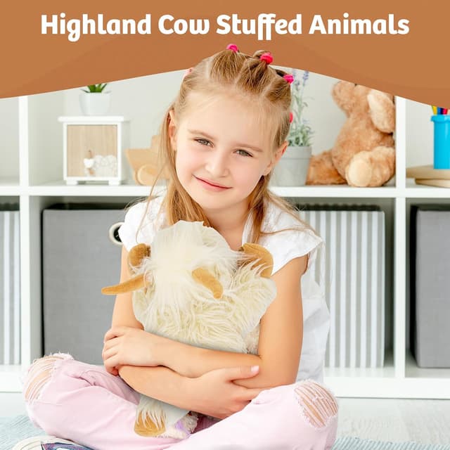 Detalle 2 de Marysun microwavable Highland cow weighted plush heating pad for period cramps