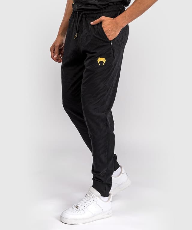 Detalle 2 de Venum Men’s Authentic UFC Fusion Fight Night Walkout Pants