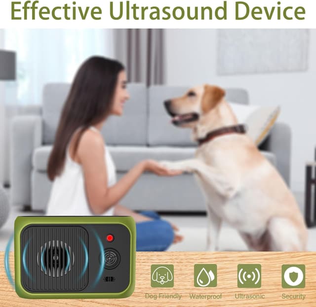 Detalle 2 de Anti Barking Devices for Dogs ultrasonic deterrent (waterproof, rechargeable) – up to 50ft range