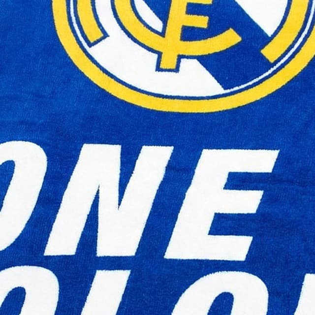 Thumbnail 2 de Toalla Real Madrid 90x180 diseño oficial