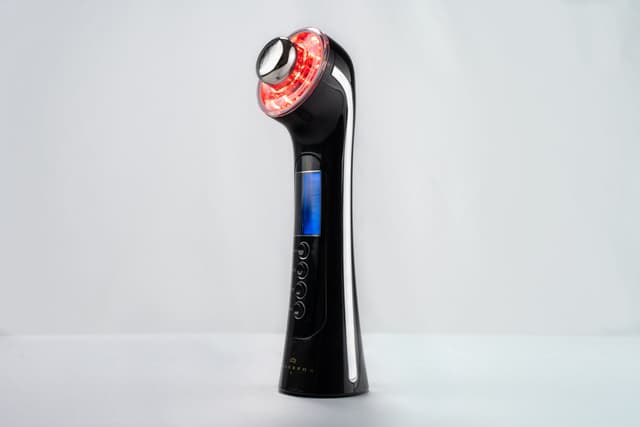 Detalle 2 de Drakefor DKF-480 rejuvenecedor facial por ultrasonidos