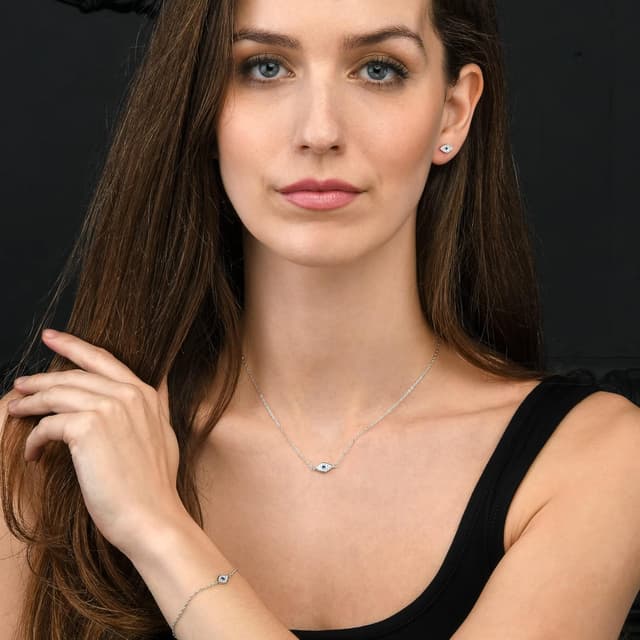 Detalle de Diamond Treats Petites boucles d’oreilles en argent 925 « mauvais œil »