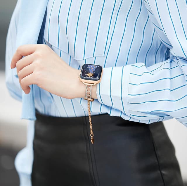 Detalle de Missair diamond-ladder metal strap for Apple Watch (38mm–49mm) compatible with SE & Series 11–3