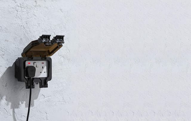 Thumbnail 5 de Knightsbridge OP9N Outdoor Double Socket IP66