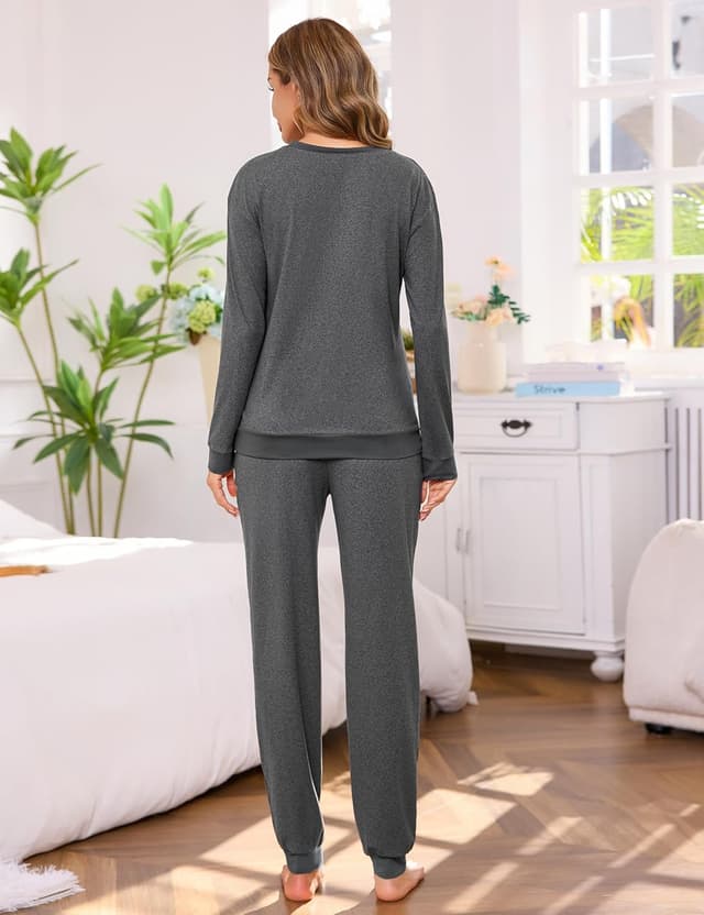 Detalle de Ensemble de pyjama femme Marvmys en coton 95% : manches longues d’hiver, col rond et poches (S à 3XL)