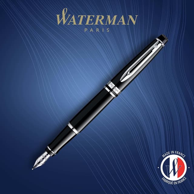 Detalle de Waterman Expert Fountain Pen in Gloss Black with Chrome Trim (Medium Nib) – Gift Box