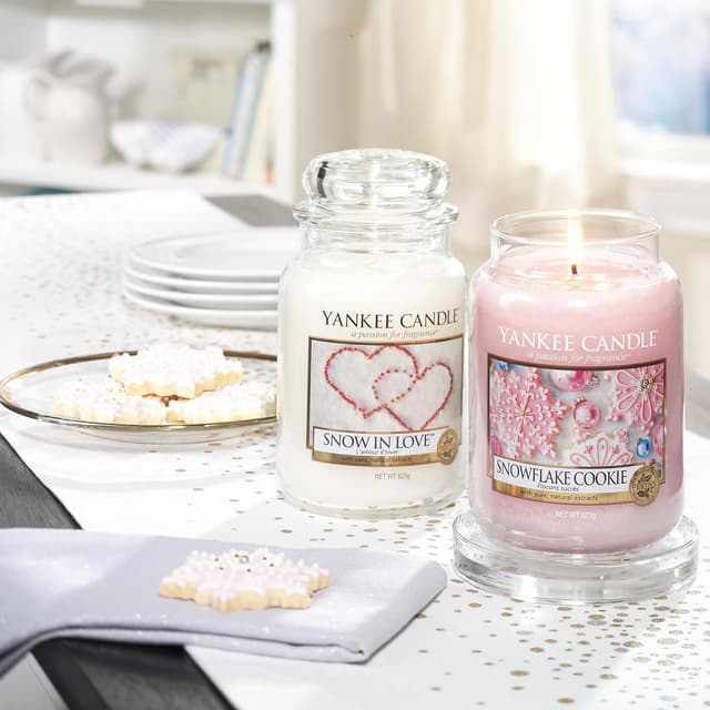 Thumbnail 5 de Yankee Candle Snowflake Cookie Vela Rosa, Frasco Grande 🕯