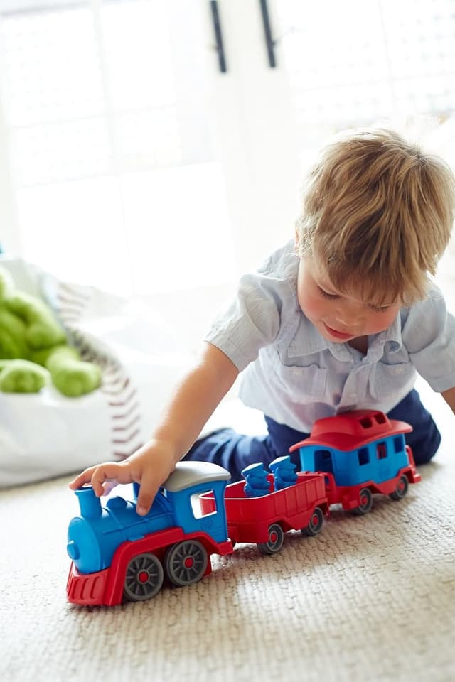 Detalle 1 de Green Toys Train Blue toy train ๐