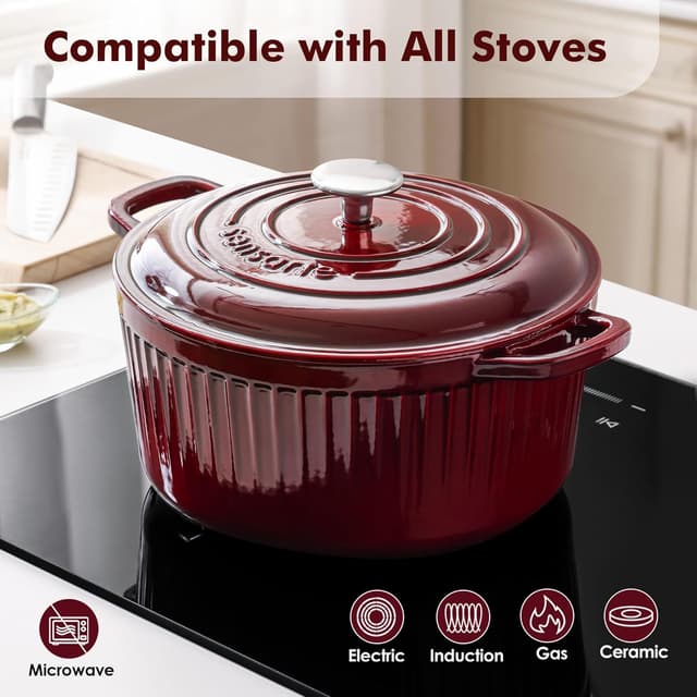 Detalle 2 de SENSARTE Enameled Cast Iron Dutch Oven (5.5 Quart) Red with Lid, Dual Handles, Trivet & Cotton Potholders