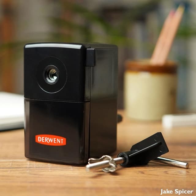 Detalle 1 de Derwent Super Point Mini sharpener