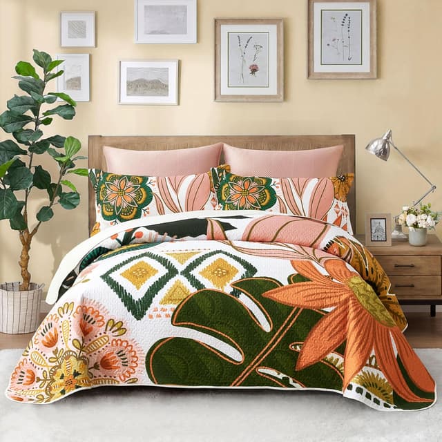 Detalle de Tyrot 3-Piece Boho Floral Quilt Set (Full/Queen) with Reversible Coverlet & 2 Shams, 90 x 96 in