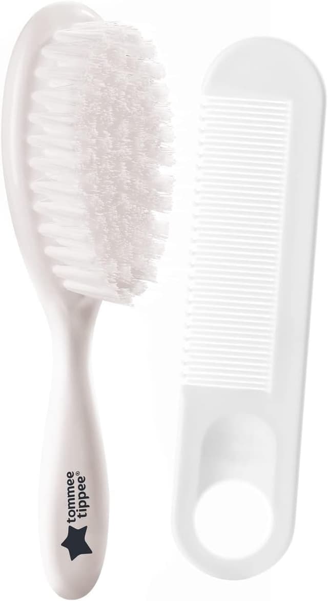 Detalle de Tommee Tippee Essential Basics brush and comb