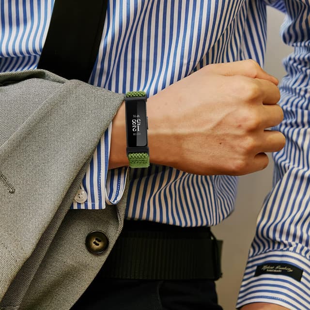 Detalle 2 de SHIJZWD Adjustable Elastic Nylon Watch Strap for Fitbit Inspire 3/Inspire 2/Inspire/Inspire HR & Ace 2/Ace 3