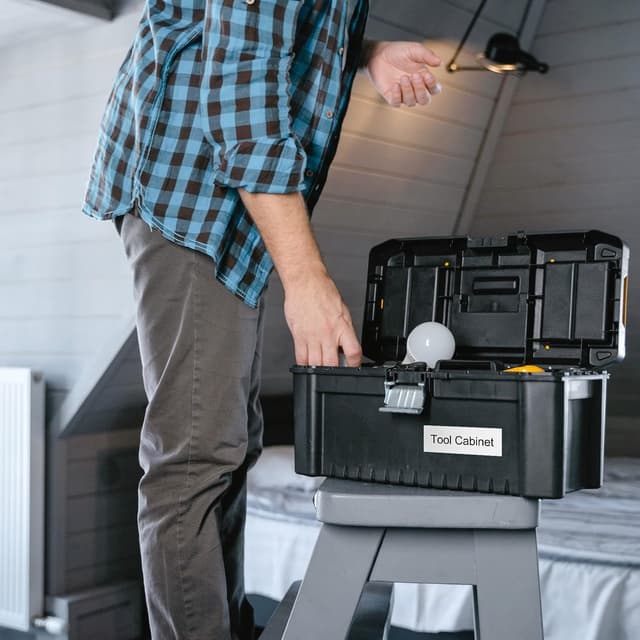 Detalle 2 de 4x kompatible TZ-251 Schriftbänder 24 mm (schwarz auf weiß, laminiert) für Brother P-touch TZe-251