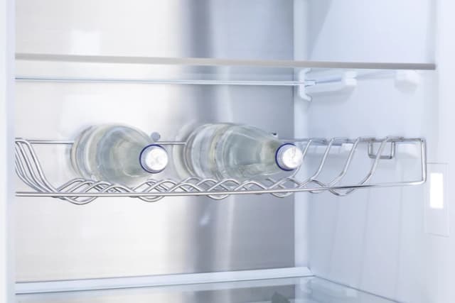 Thumbnail 9 de Wisberg WBKVC201BB Kühl-Gefrierkombination 378 L