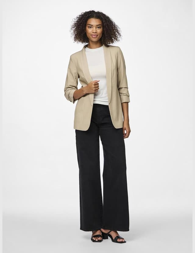 Detalle de PIECES Damenblazer PCBOSELLA mit 3/4-Ärmeln und leichtem Stoff