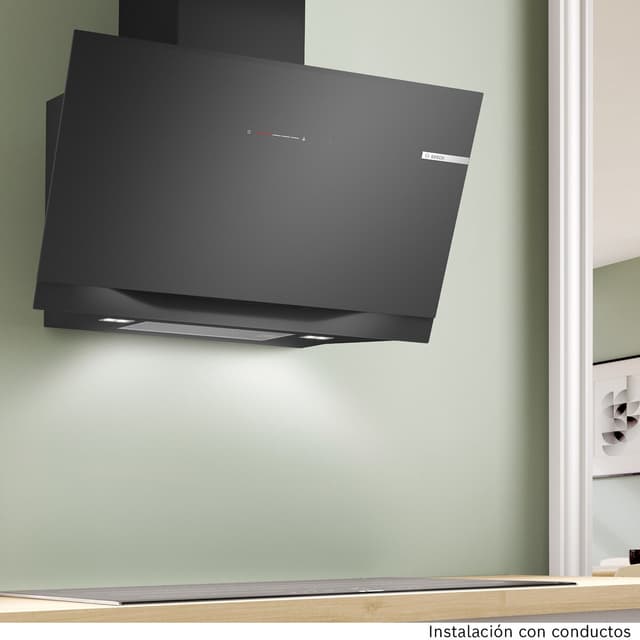 Detalle de Bosch DWK91LT60 campana decorativa 3 velocidades