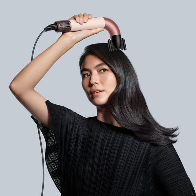 Detalle 2 de Dyson Supersonic r Rosa Oro 1700 W