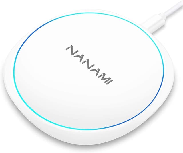 Thumbnail 6 de NANAMI 10W Wireless Charging Pad for iPhone & Samsung (portable, non-slip base)