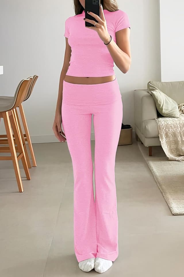 Detalle 2 de YETOWA Women’s 2-Piece Lounge Set with Slim Short-Sleeve Top and Low-Rise Flare Leggings