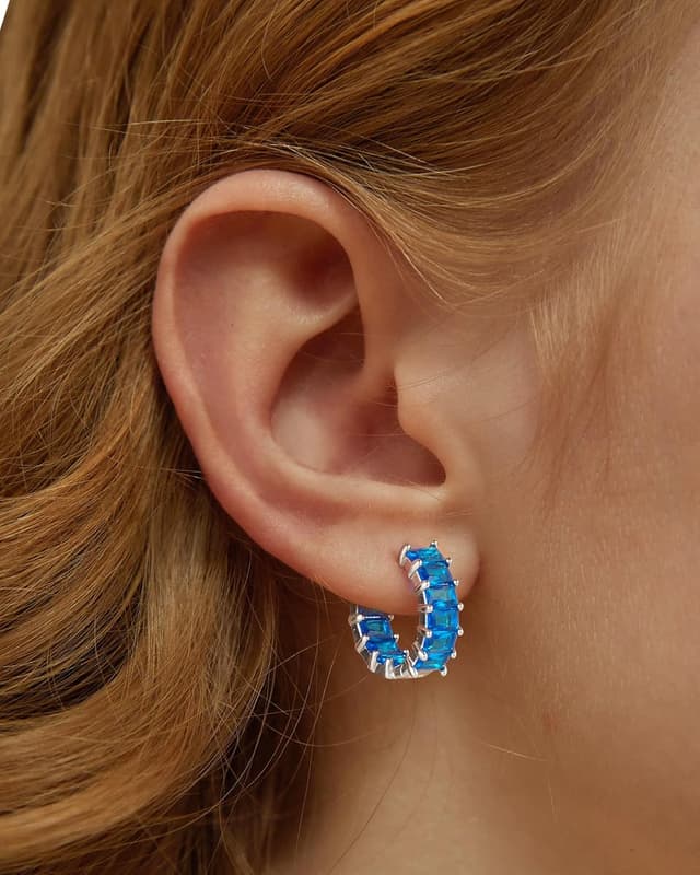 Detalle de Mesovor Boucles d’oreilles créoles argent avec zircone cubique (huggie hoops) pour femmes et filles
