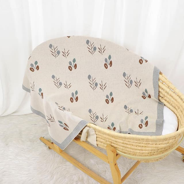 Detalle 2 de Baby knitted cotton blanket 100 x 80 cm