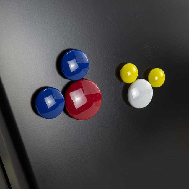 Detalle de Officemate lot de 30 aimants ronds recouverts de plastique (5 couleurs assorties) pour frigo, tableau blanc et affichage