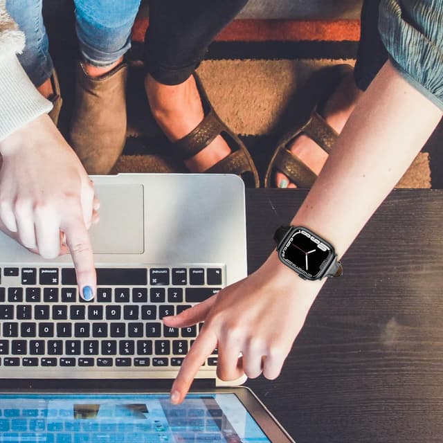 Detalle 2 de Tuocal Genuine Leather Strap for Apple Watch 38/40/41/42mm (Series 10 to SE) – soft, elegant replacement band